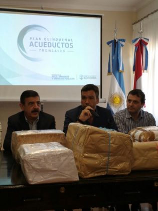 obra acueducto4 - Se realizó el acto de apertura de sobres para obra de acueductos