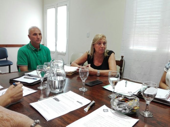 centro comercio en el concejo