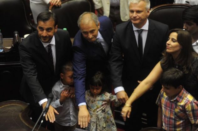 jura diputados2 - Con división cordobesa mediante, juran 127 nuevos diputados