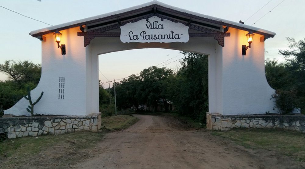 arco de entrada la paisanita - Se suspendió la Caminata Curupí en La Paisanita