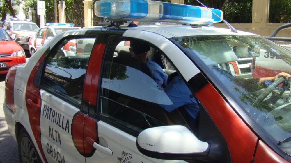 policia - Recuperaron elementos robados de una vivienda de barrio Liniers
