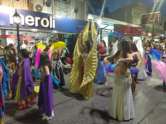 colectividades bailarina arabe - #COLECTIVIDADES2018 : a platea llena, enamoró Luciano Pereyra