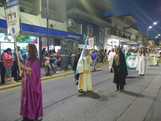 colectividades paises arabes I - #COLECTIVIDADES2018 : a platea llena, enamoró Luciano Pereyra
