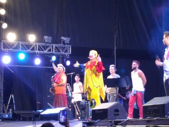 piñon caligaris - Espectacular show de circo con Piñón y Caligaris