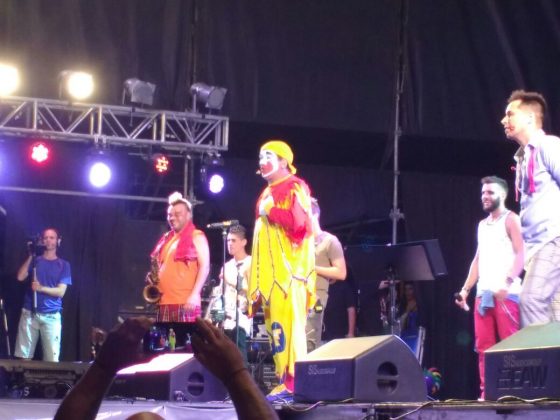 piñon caligaris I - Espectacular show de circo con Piñón y Caligaris