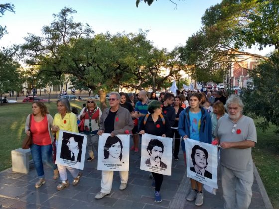 ronda madres emi 4 - Emotiva ronda de la memoria en recuerdo de Emi y Charo