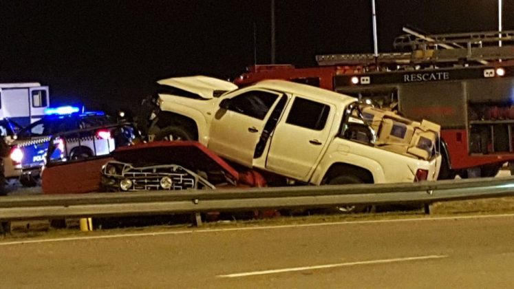 accidente rotonda lecheros - Se produjo un nuevo accidente en la Rotonda que une Ruta 5 y C-45
