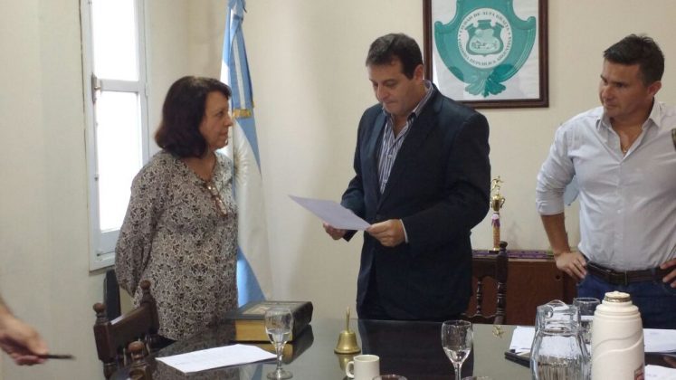 roca jura concejo - Asumieron sus funciones Roca y Caminada