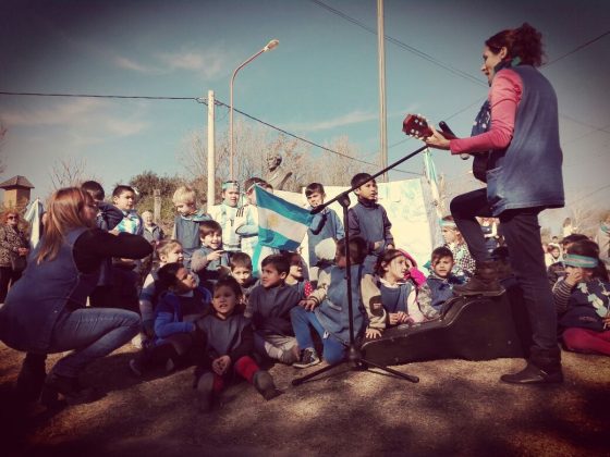 acto bandera liniers5 - La escuela Santiago de Liniers conmemoró el día de la Bandera