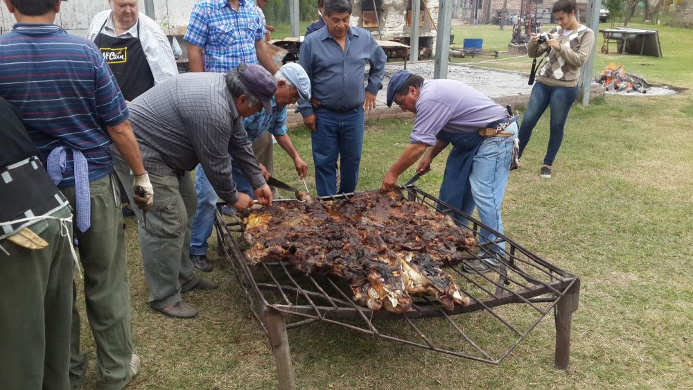 asadoconcuero - Dique Chico: realizarán un asado con cuero para recaudar fondos