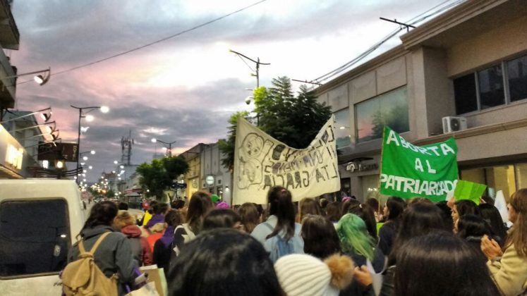 marcha ni una menos 2018 - A dos semanas del femicidio de Maddalena, Alta Gracia marchó por #niunamenos