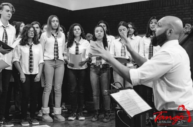 coro juvenil bn - El Coro Juvenil de Alta Gracia brilló en la Expotango Coral de La Falda