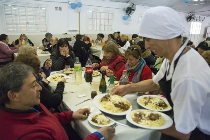 jubilados colonia jose maria paz1