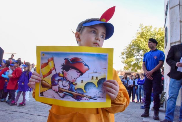 san martin jardin cartel - Se llevó a cabo un emotivo acto por la muerte del General San Martín