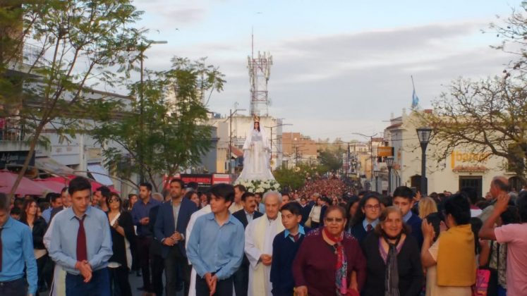 merced autoridades - Miles de fieles veneraron a la Virgen de La Merced
