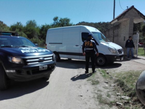 explosivos la paisanita 3 - Allanamiento y secuestro de siete toneladas de explosivos en La Paisanita