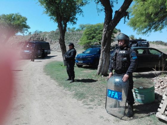 explosivos la paisanita 5 - Allanamiento y secuestro de siete toneladas de explosivos en La Paisanita