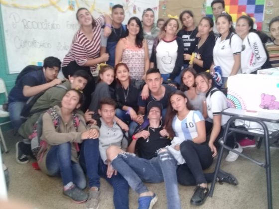 expocomunicacion chic@s - “Produciendo emociones, despertando sonrisas” dona cajas con ajuares al Hospital Illia