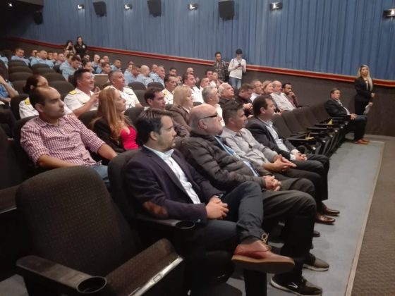 reconocimiento policia 3 - Homenajearon a efectivos policiales por su labor en las calles