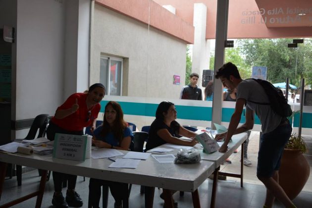 HOSPITAL ILLIA inscripcion - Ni el clima detuvo el Maratón Solidario por el VIH
