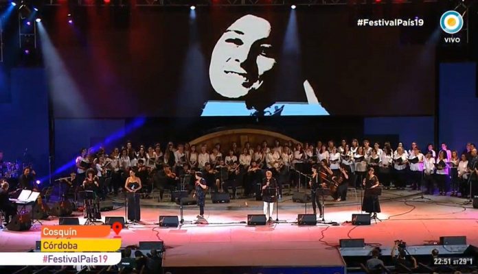 homenaje a mercedes sosa