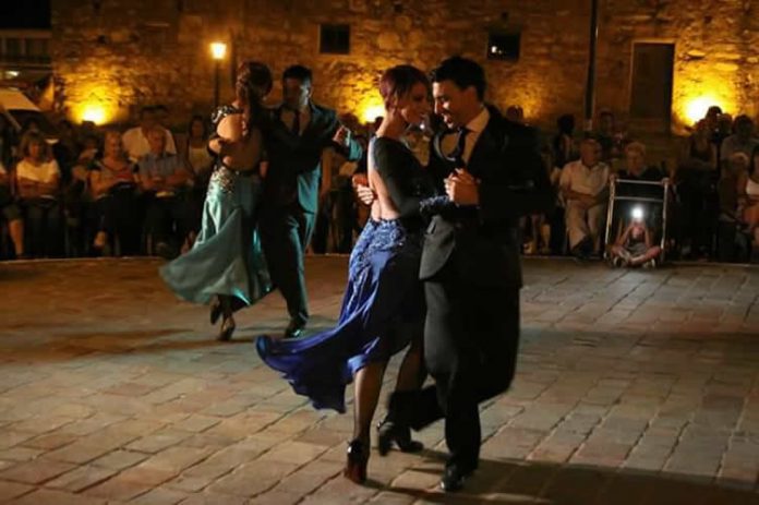 tango-walter-vergara-reloj publico