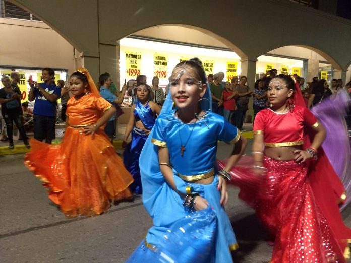 colectividades desfile