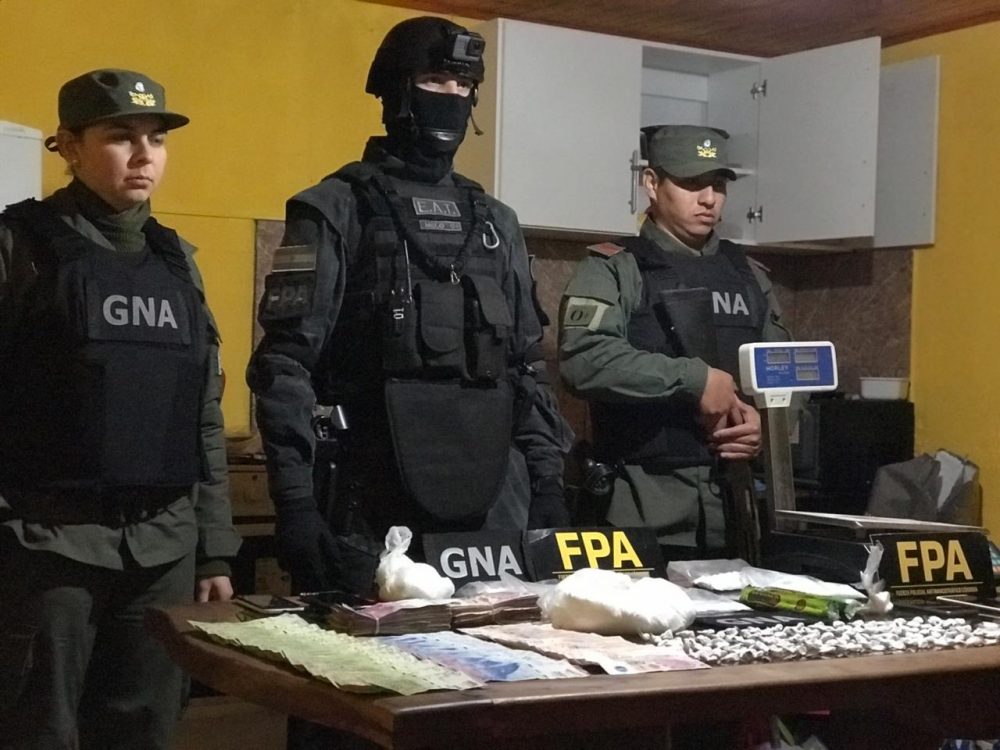 WhatsApp Image 2019 05 31 at 08.15.18 - FPA y Gendarmería desarticularon una banda que vendía drogas