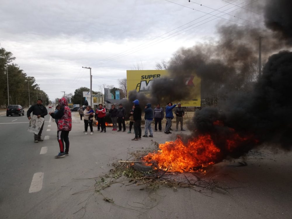 corte ruta 5 zavala ortiz - Vecinos cortaron la ruta por falta de agua