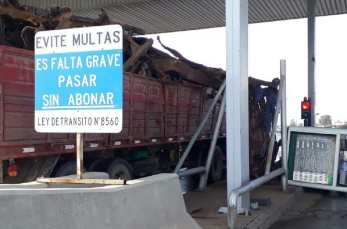 camion en cabina peaje