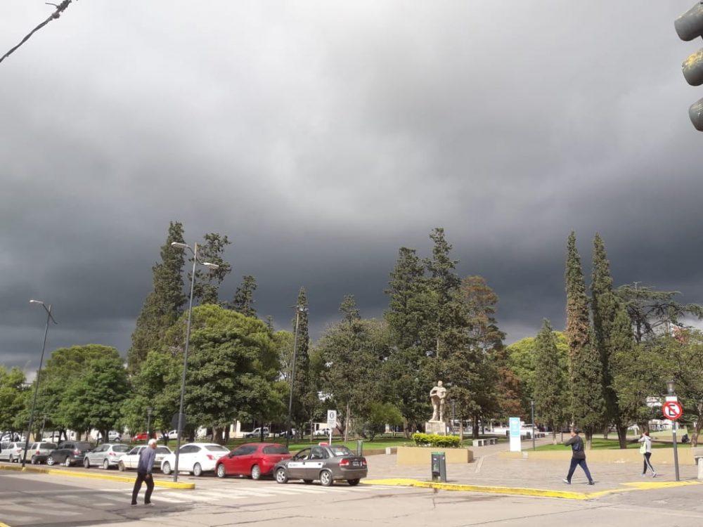 alerta tormenta alta gracia plaza - Alerta por tormentas fuertes y lluvias intensas con posible granizo
