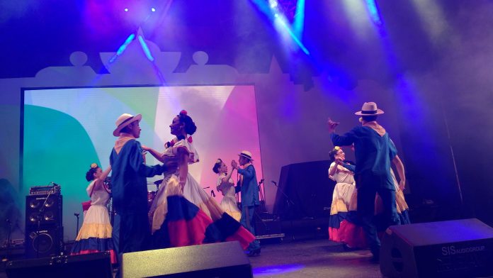 Colectividades 2019 bailarines