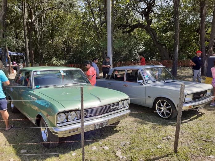 autos clasicos los aromos
