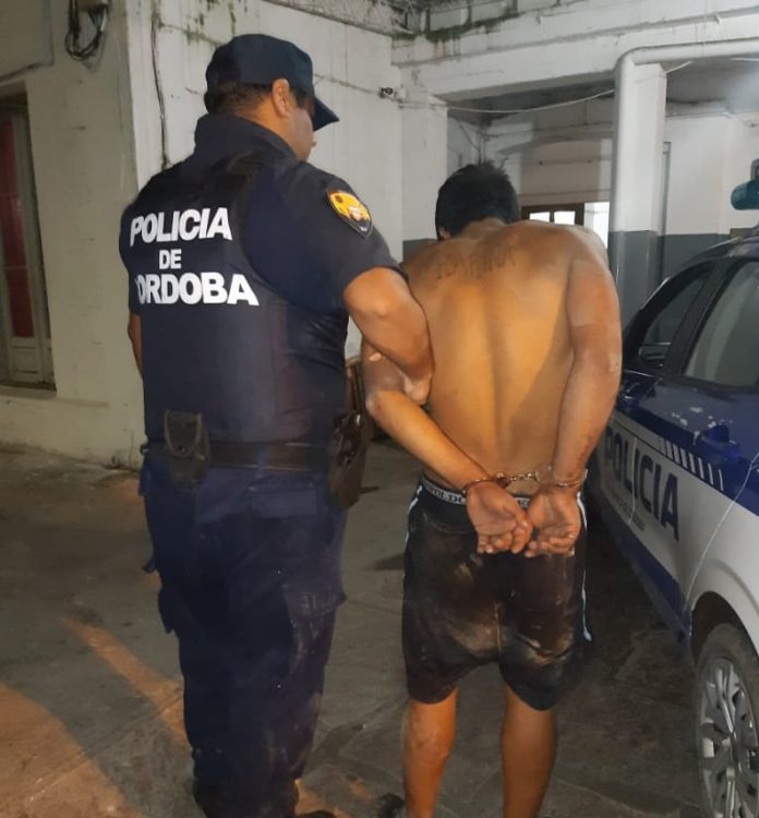 detenido garrafa E
