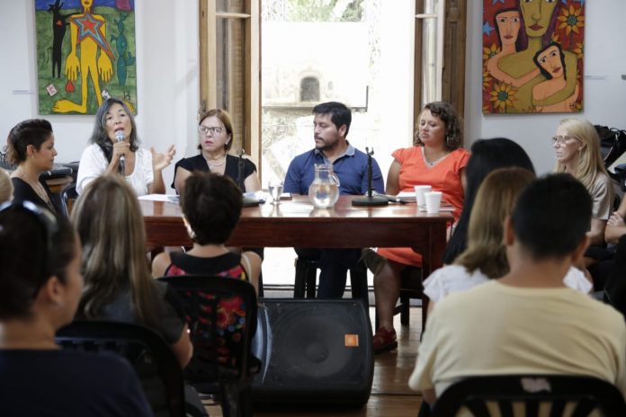 perspectiva de genero debate casa de la cultura