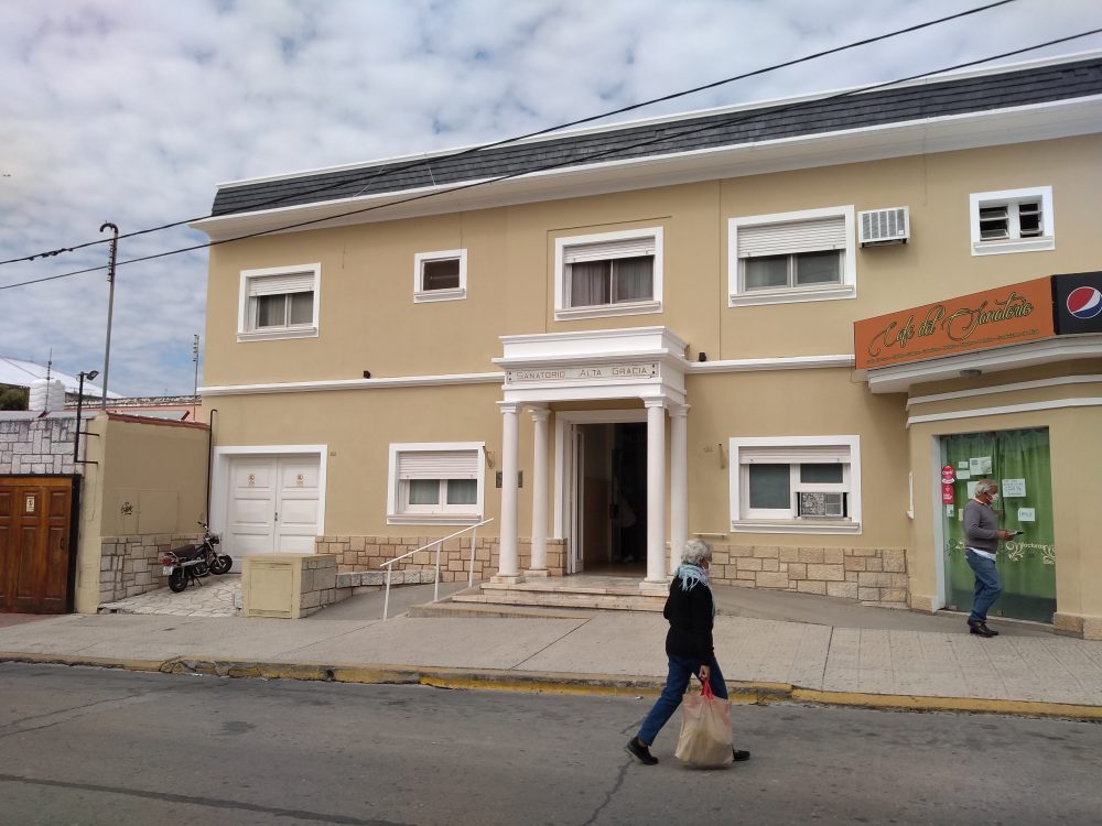 IMG 20200409 120042285 - Redes sociales: denuncian negligencia en el Sanatorio Alta Gracia