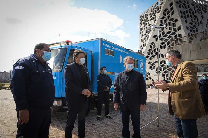 Entrga-de-unidades-para-los-insendios_3859