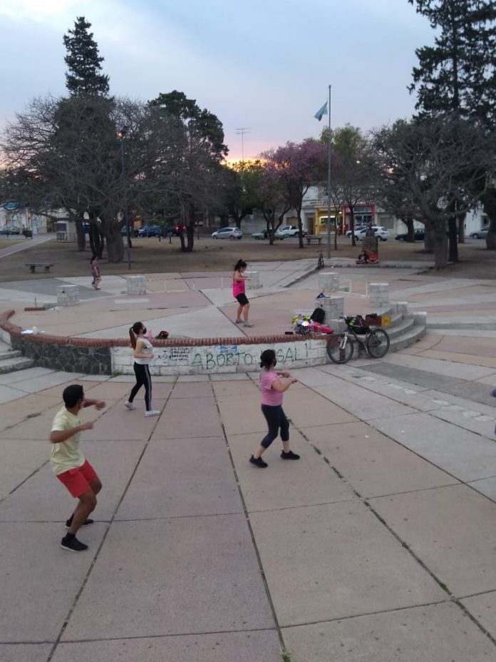 gimnasios academias al aire libre