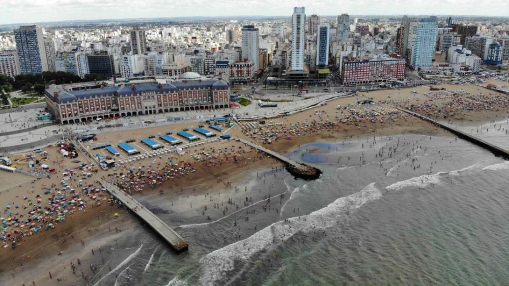mar del plata telam - Se complicó la situación del cordobés que viajó a Mar del Plata a ver a su novia con papeles falsos y covid