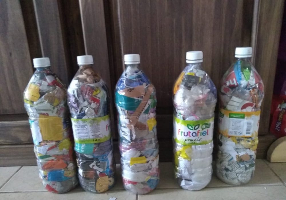 ladrillos ecologicos RAG - Sortean un lote entre los vecinos que aporten con veinte ladrillos ecológicos