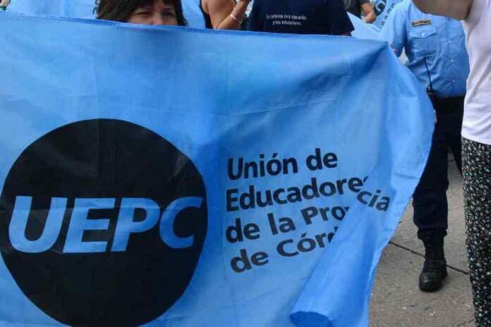 uepc- la voz del interior- docente