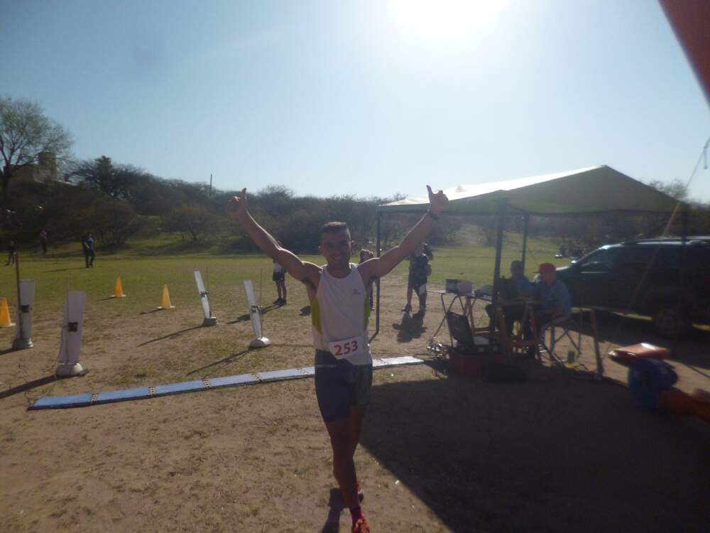 Masiva concurrencia de participantes en la 3ª edición de la Maratón de Barrio Liniers Maraton Celiz ganador 1 - Masiva concurrencia de participantes en la 3ª edición de la Maratón de Barrio Liniers