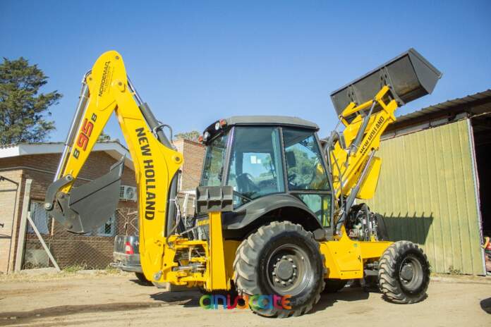 retroexcavadora anisacate