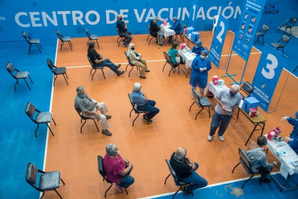 WhatsApp Image 2021 03 17 at 13.13.57 1024x683 1 - Covid-19: comienza la colocación de la cuarta dosis