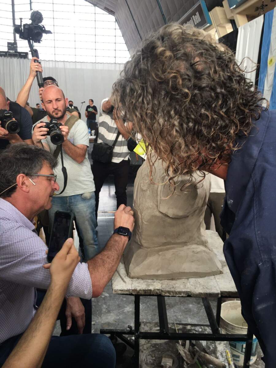 Julio Incardona creará una escultura de tres metros de Mario Alberto Kempes WhatsApp Image 2022 04 13 at 4.00.10 PM - Julio Incardona creará una escultura de tres metros de Mario Alberto Kempes