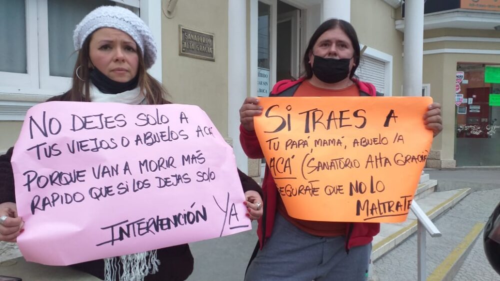 Fuerte denuncia por abandono de persona en el Sanatorio Alta Gracia familia anciano sanatorio alta gracia - Fuerte denuncia por abandono de persona en el Sanatorio Alta Gracia
