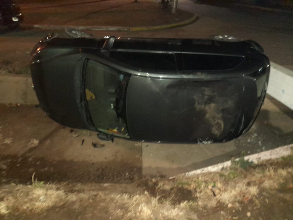 accidente lozada - Lozada: perdió el control de su auto y no sufrió lesiones