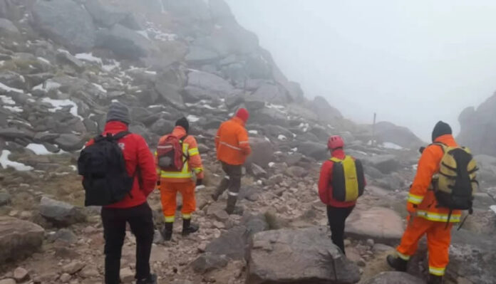 cerro champaqui rescate