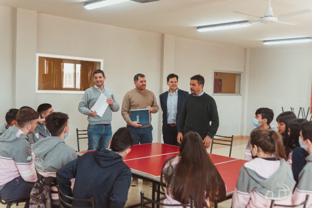 Estudiantes del Obraje realizan prácticas profesiones en la Municipalidad convenio el obraje - Estudiantes del Obraje realizan prácticas profesiones en la Municipalidad