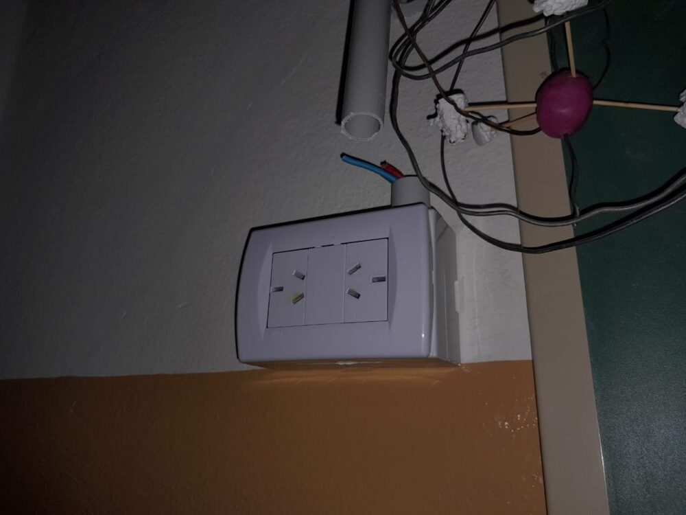 Por hechos de vandalismo en la escuela Anacleto Oviedo se pone en duda el dictado de clases esta semana proa 9 - Por hechos de vandalismo en la escuela Anacleto Oviedo se pone en duda el dictado de clases esta semana